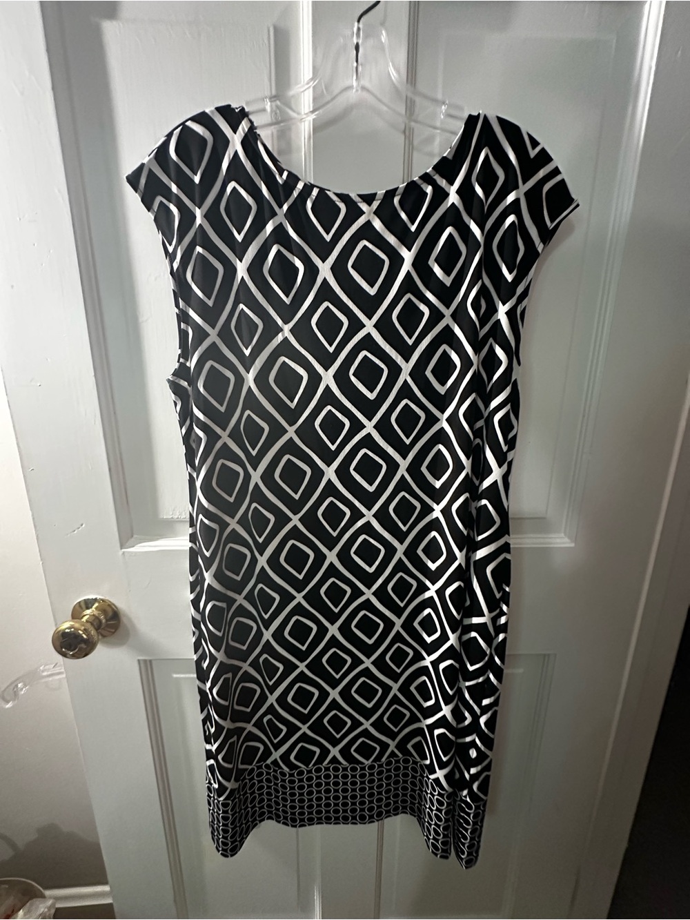 Chico's Black and White Geometric Shift Dress